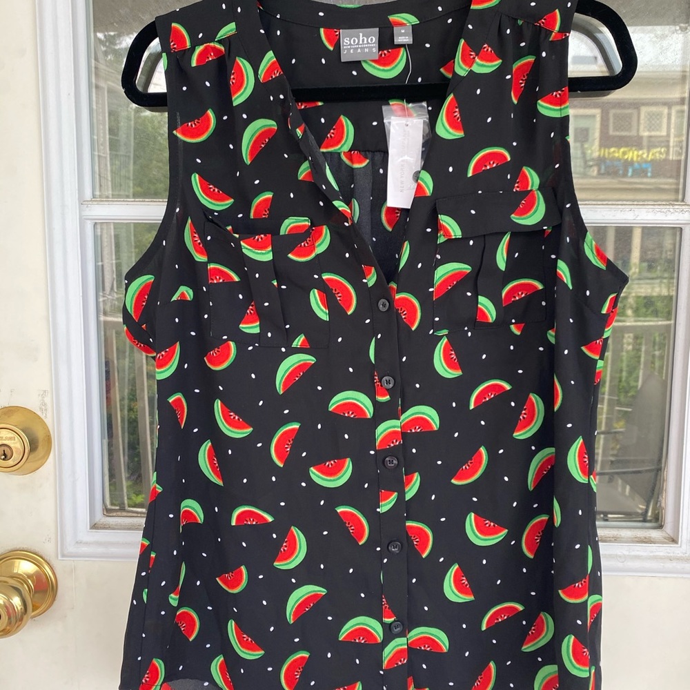 Cute NWT watermelon top!